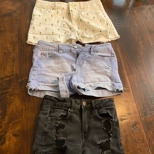 Bundle of 3 tween  shorts, size 0, 16 and 1 PR 25 waist